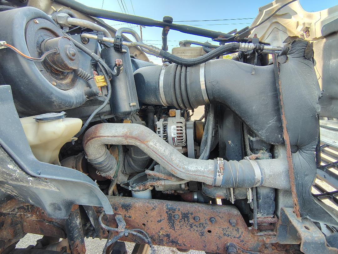 2003 FORD F650 Super Duty - Image 17